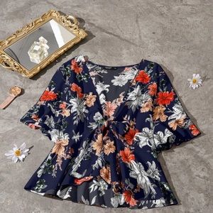 Shein Curve Floral Tie Front Ruffle Hem Top size 0XL (12)